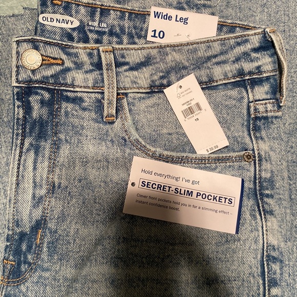 Extra High-Waisted Wide-Leg Raw-Hem Jeans for Women - Picture 4 of 4